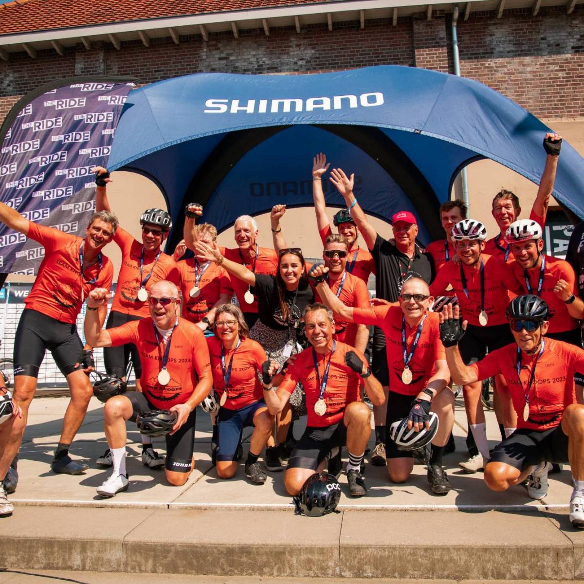 Slaap samen met iemand anders in een hotelkamer met het hotelarrangement van The Ride