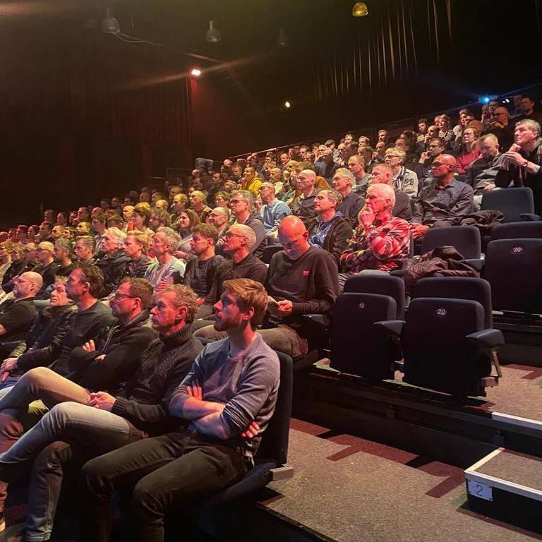 Volg de deelnemersbijeenkomst van The Ride