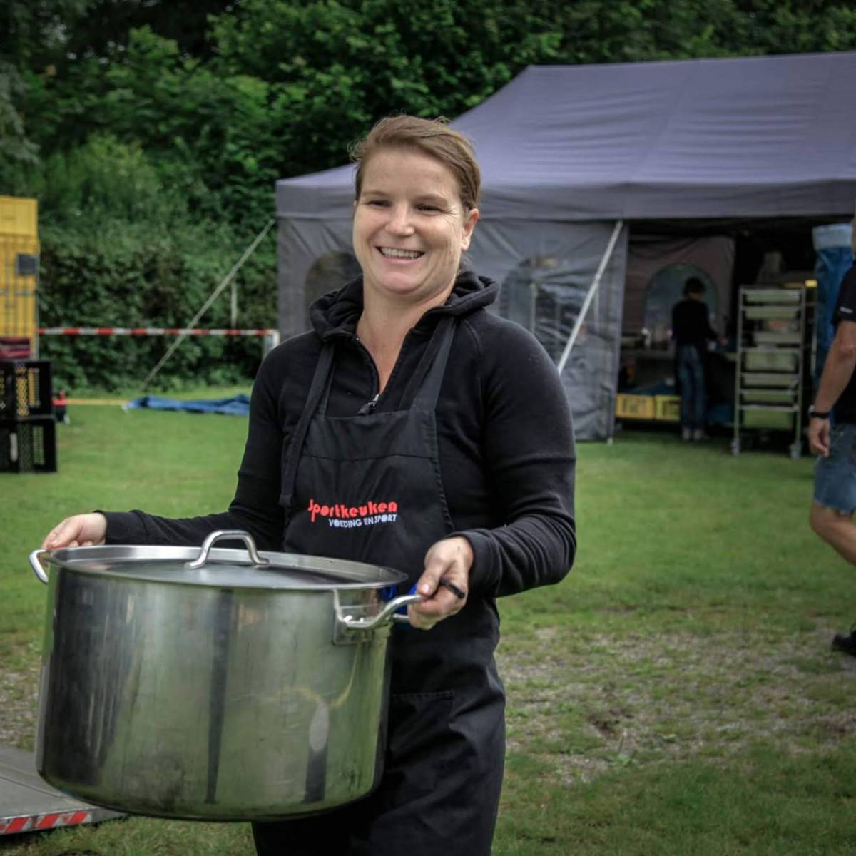 Janneke Pieterson kookt tijdens The Ride