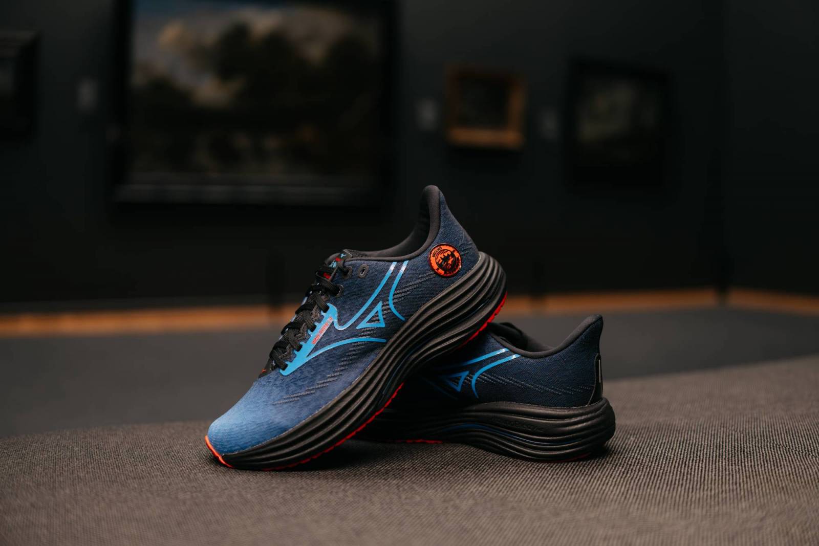 ミズノ　フィートエモーション　feat emotion Mizuno X Amsterdam Runningshoe – TCS Amsterdam Marathon - EN