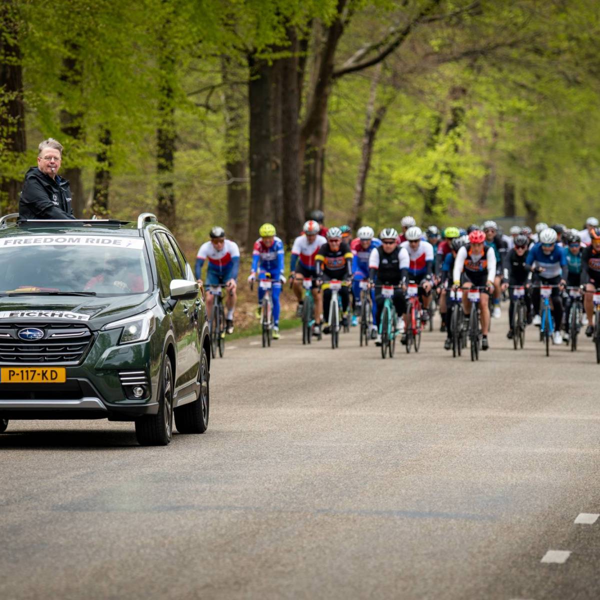 Pelotonstocht tijdens de Freedom Ride in Gelderland