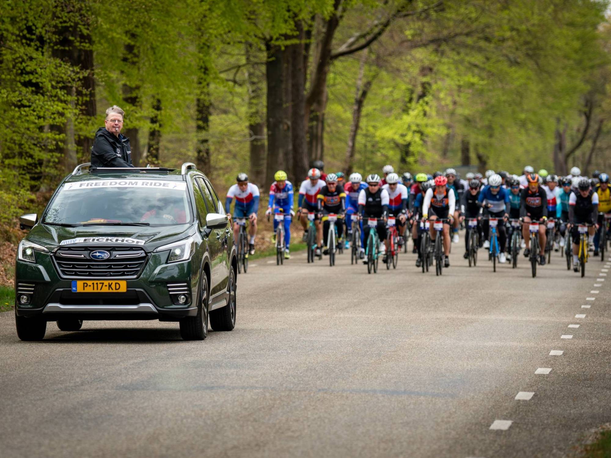 Pelotonstocht tijdens de Freedom Ride in Gelderland
